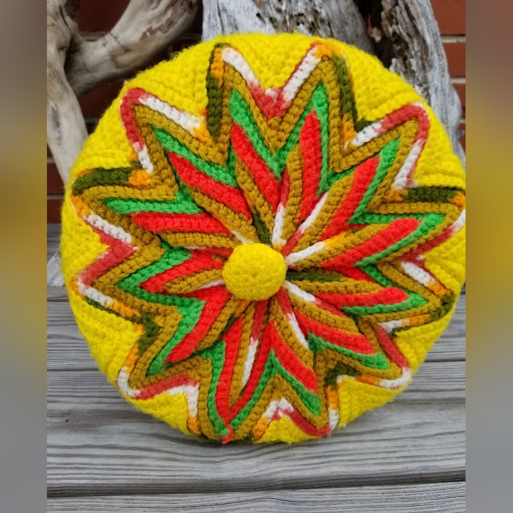 1970's-80' vintage crotchet throw pillow